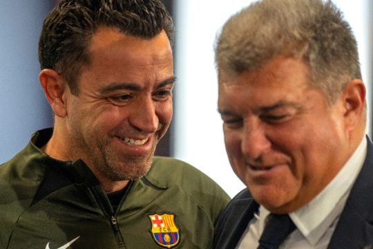 Xavi Hernandez-Joan Laporta